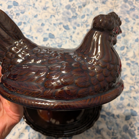 Vintage Ceramic Hen Dish - Picture 7 of 12
